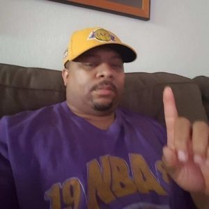 Meet your Posher, Damon